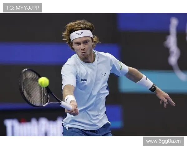 卢布列夫赛场拼搏精神感人